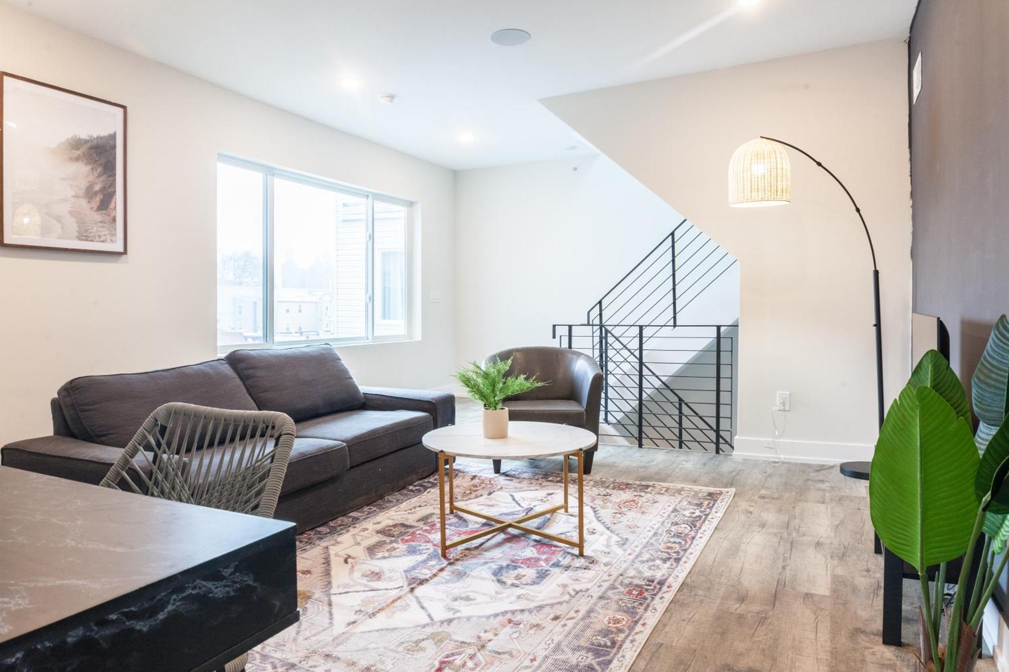 2bedbath,wd,wifi,central,toaster Apartment